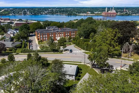 View/Area - 1747 Highland Ave, Fall River, MA 02720 photo 2 of 4