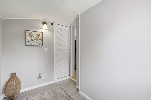 Entry Way - 66 Upland, Springfield, MA 01104 photo 3 of 6
