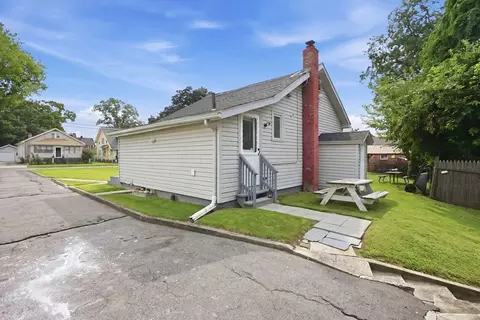 Exterior - 66 Upland, Springfield, MA 01104 photo 3 of 11