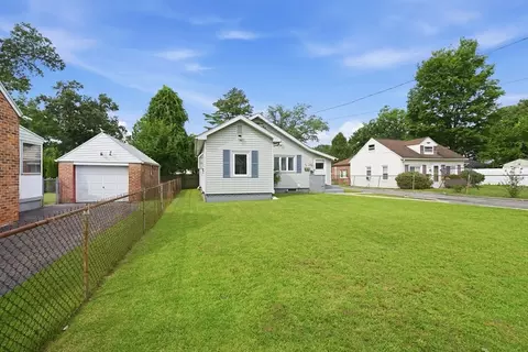 Exterior - 66 Upland, Springfield, MA 01104 photo 2 of 11