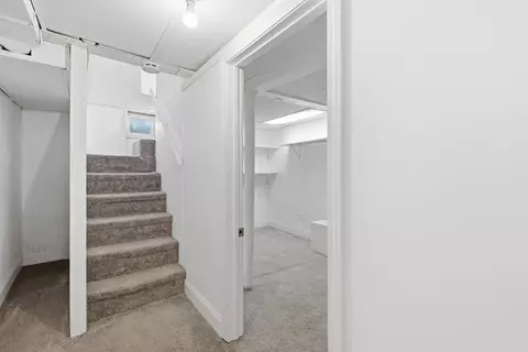 Entry Way - 66 Upland, Springfield, MA 01104 photo 5 of 6