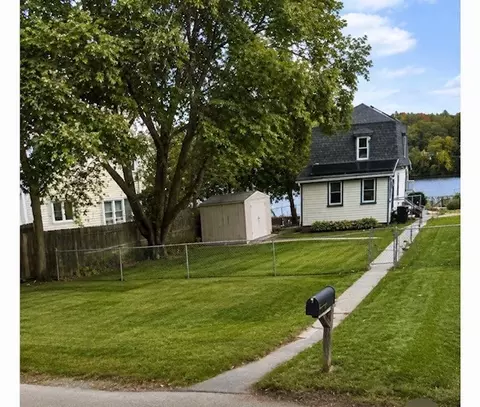 21 S River St, Haverhill, MA 01835