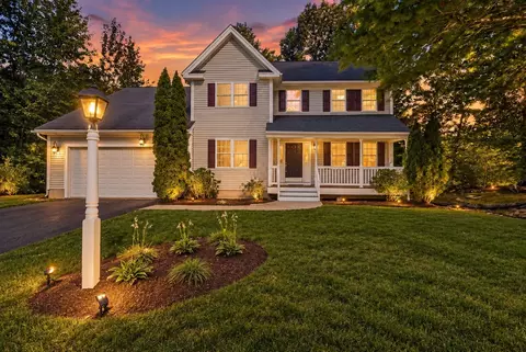 5 Southwood Dr #50, Southborough, MA 01772