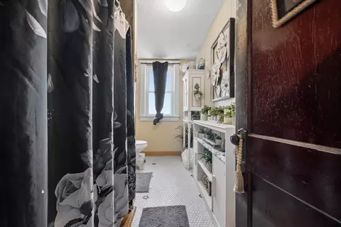 Entry Way - 89 Rockland St, Fall River, MA 02724 photo 3 of 4