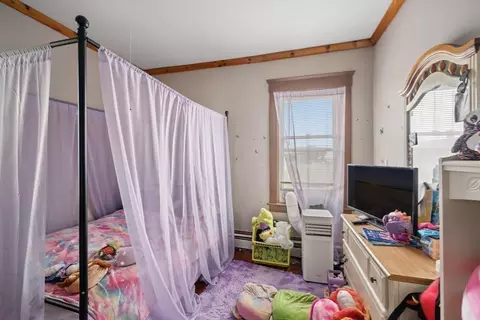 Bedroom - 89 Rockland St, Fall River, MA 02724 photo 3 of 3