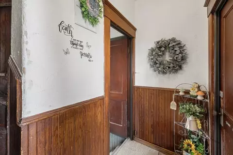 Entry Way - 89 Rockland St, Fall River, MA 02724 photo 1 of 4