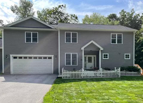 20 Beacon St #20, Shrewsbury, MA 01545