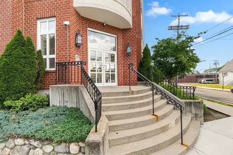 Exterior - 120 Wyllis Ave #310, Everett, MA 02149 photo 1 of 6