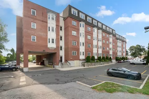 Exterior - 120 Wyllis Ave #310, Everett, MA 02149 photo 2 of 6