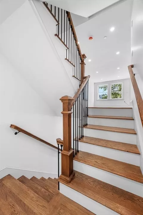 Entry Way - 58 Granite St #4, Gloucester, MA 01930 photo 3 of 5