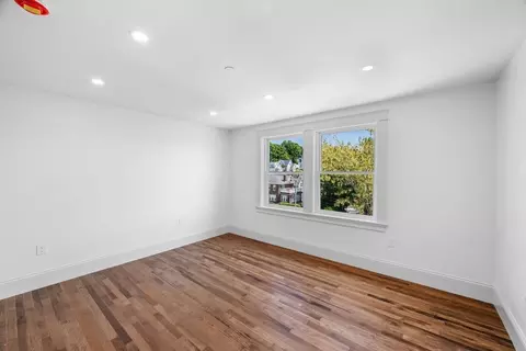 Bedroom - 58 Granite St #4, Gloucester, MA 01930 photo 3 of 3