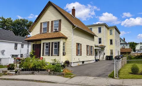 60 Andrews St, Lowell, MA 01852