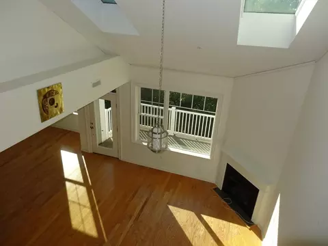 Living - 39 Taylor Dr #3008, Reading, MA 01867 photo 5 of 6