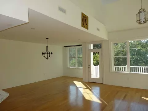 Living - 39 Taylor Dr #3008, Reading, MA 01867 photo 1 of 6