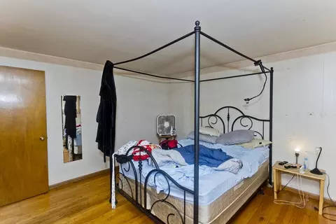 Bedroom - 240 E Allen Ridge Rd, Springfield, MA 01118 photo 3 of 6