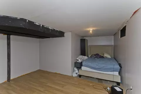 Bedroom - 240 E Allen Ridge Rd, Springfield, MA 01118 photo 4 of 6