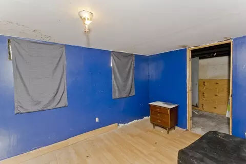 Bedroom - 240 E Allen Ridge Rd, Springfield, MA 01118 photo 5 of 6