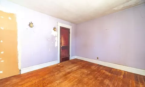Bedroom - 51 Itendale St, Springfield, MA 01108 photo 3 of 10