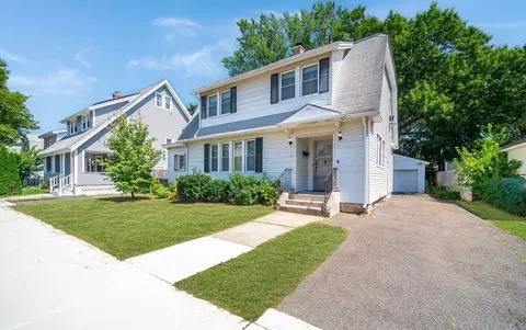 Exterior - 51 Itendale St, Springfield, MA 01108 photo 2 of 11