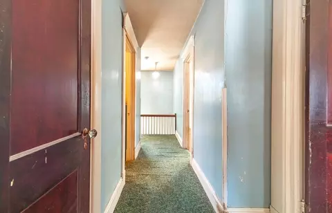 Entry Way - 51 Itendale St, Springfield, MA 01108 photo 5 of 5