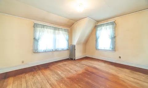 Bedroom - 51 Itendale St, Springfield, MA 01108 photo 7 of 10