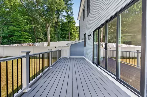 Exterior - 44 Grandview Rd, Reading, MA 01867 photo 3 of 5