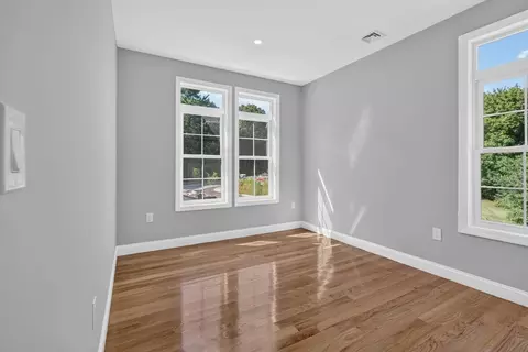 Bedroom - 44 Grandview Rd, Reading, MA 01867 photo 5 of 5