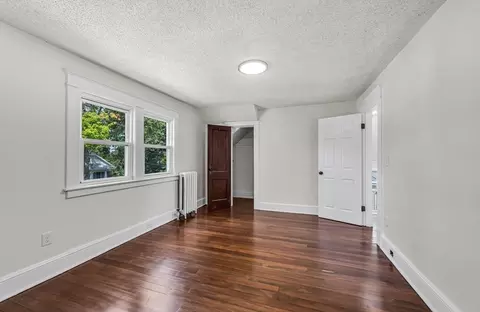 Bedroom - 19 Eldert St, Springfield, MA 01109 photo 7 of 8