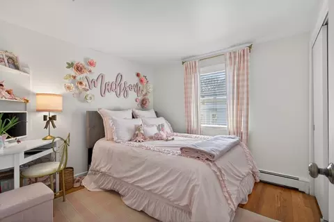 Bedroom - 4 River Park St, Needham, MA 02494 photo 3 of 7