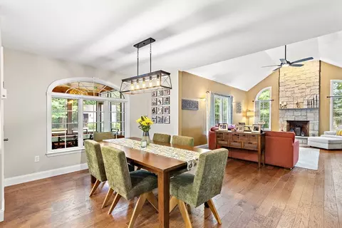 Dining - 9 Douglas Dr, Mansfield, MA 02048 photo 3 of 4