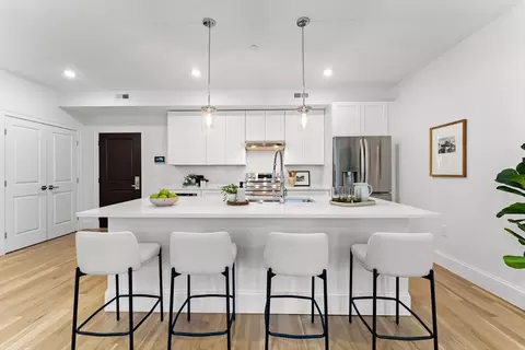272 Lincoln St #301, Marlborough, MA 01752