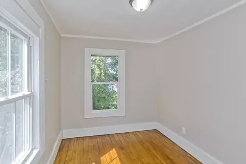 Bedroom - 30 Hawthorne St, Springfield, MA 01105 photo 5 of 13