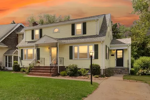 128 Rock St #128, Norwood, MA 02062