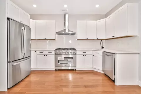 168 Ruthven St #2, Boston, MA 02121