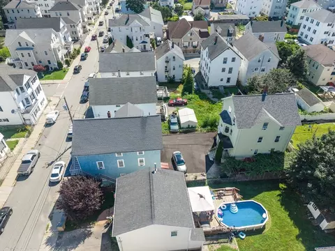 View/Area - 93-95 Buffinton St, Fall River, MA 02721 photo 5 of 9