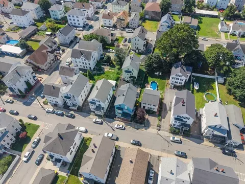 View/Area - 93-95 Buffinton St, Fall River, MA 02721 photo 6 of 9