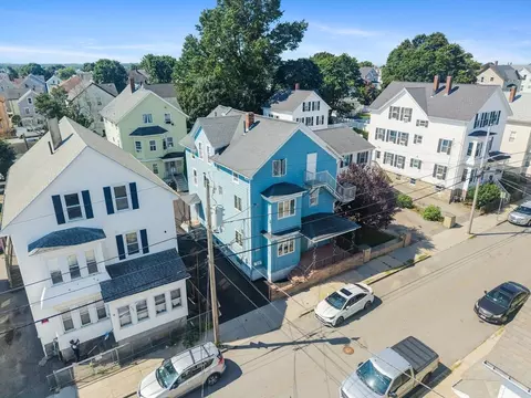 View/Area - 93-95 Buffinton St, Fall River, MA 02721 photo 3 of 9