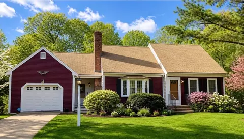 4 Asack Dr, Dennis, MA 02660