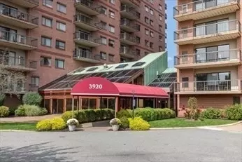 3920 Mystic Valley Pkwy #410, Medford, MA 02155