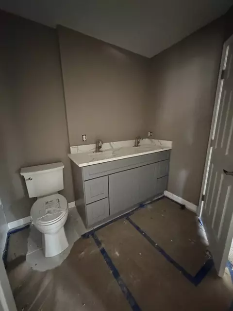 Bath - 54 Warner Ave, Worcester, MA 01604 photo 1 of 1