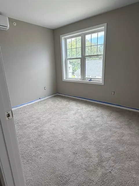Bedroom - 54 Warner Ave, Worcester, MA 01604 photo 1 of 4