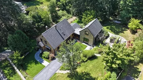 51 Tiffany Rd, Norwell, MA 02061
