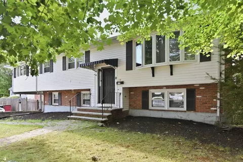 54 Michael Dr, Brockton, MA 02301