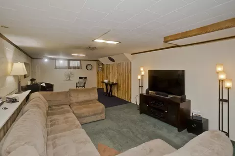 Living - 63 Pine Acre Rd, Springfield, MA 01129 photo 4 of 4