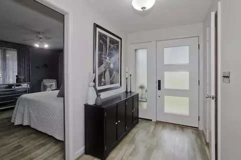 Entry Way - 63 Pine Acre Rd, Springfield, MA 01129 photo 3 of 3