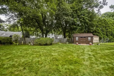 Exterior - 63 Pine Acre Rd, Springfield, MA 01129 photo 8 of 8