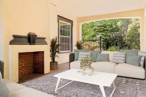 Exterior - 17 Chesham Rd, Brookline, MA 02445 photo 3 of 8