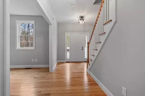 Entry Way - 71 Willard, Ashburnham, MA 01430 photo 3 of 3
