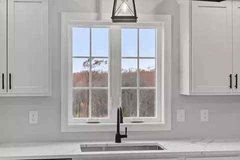 Kitchen - 71 Willard, Ashburnham, MA 01430 photo 3 of 4