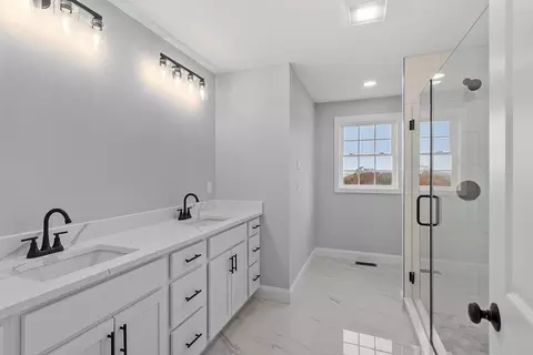 Bath - 71 Willard, Ashburnham, MA 01430 photo 2 of 5
